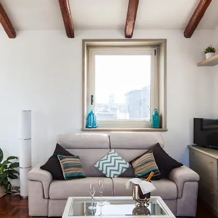 Vista Penthouse Apartment