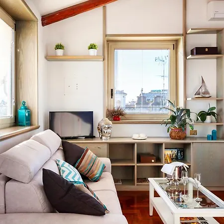 Vista Penthouse Apartment *